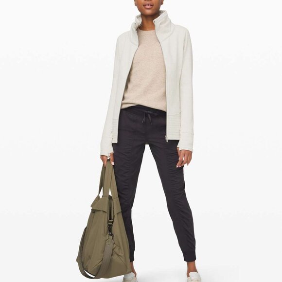 Super soft Lululemon RADIANT II JACKET Zip up IVORY CREAM Size 6 - Picture 2 of 8